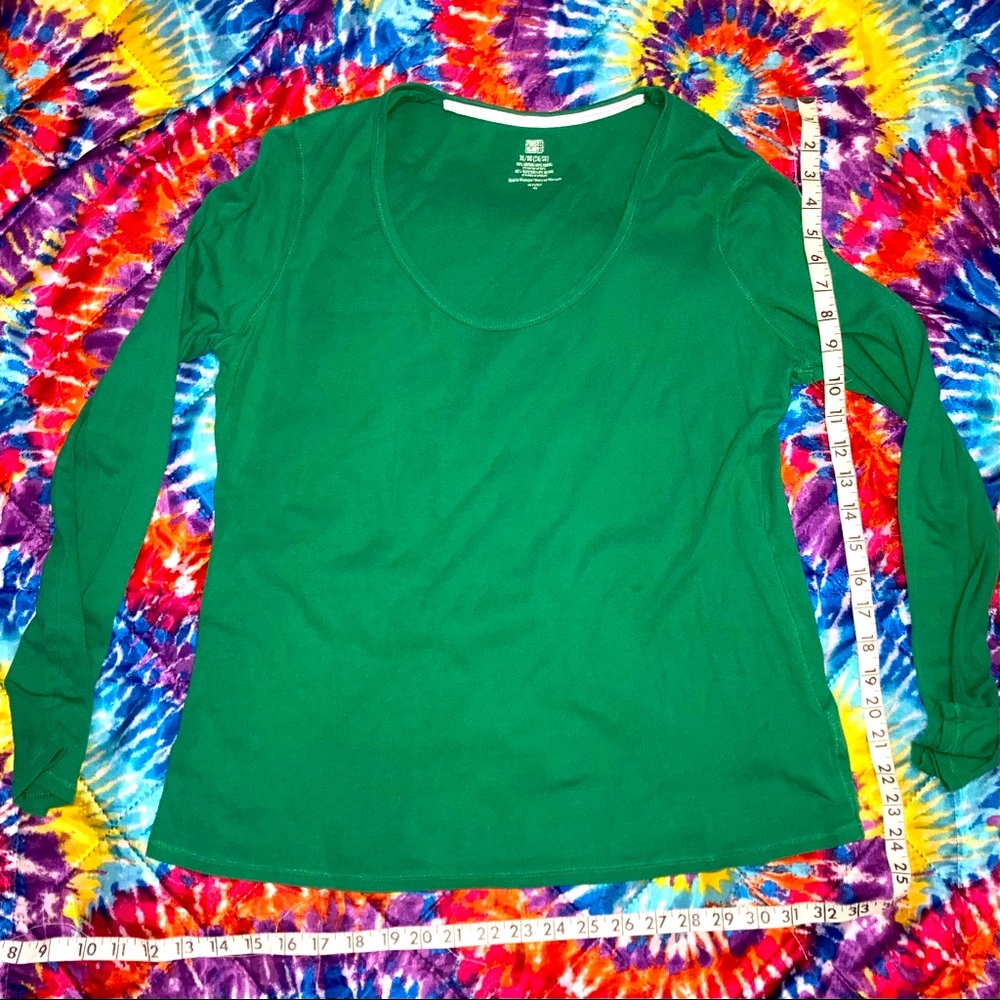 COPY - Kelly Green Shirt with Scoop Neck